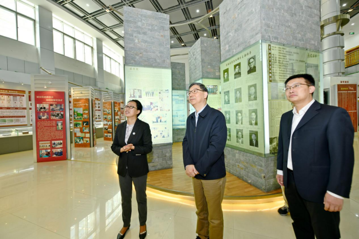 d918391394474d33af12e6b137f2a2c9.png 图片 3.png