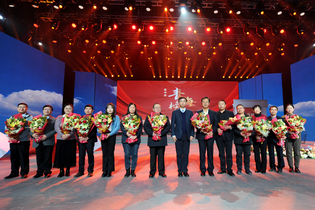 2bc44f3213684956a36c54cbff9638c5.png 图片 2.png